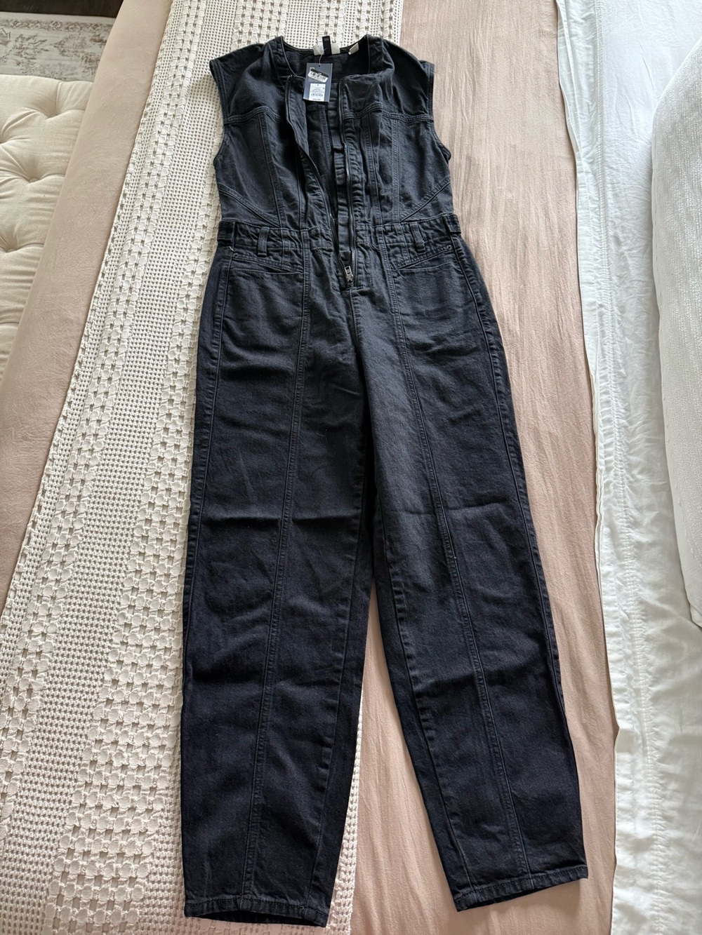 NEW Universal Thread Black Sleeveless Utility Jumpsuit Size 6